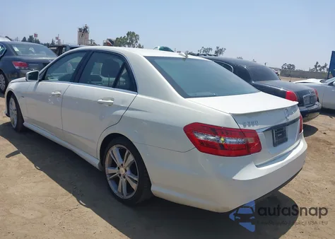 2012 Mercedes-Benz E 350 from USA, damaged, VIN WDDHF5KB5CA542826